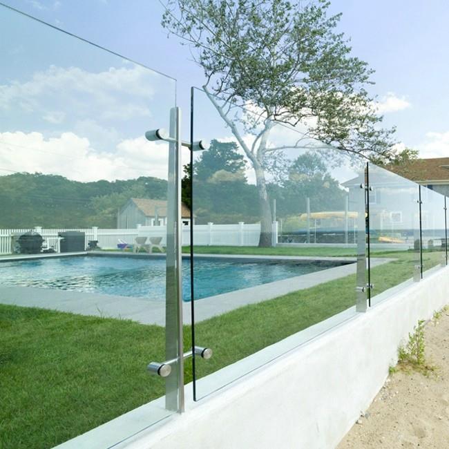 Plexiglass Deck Railing